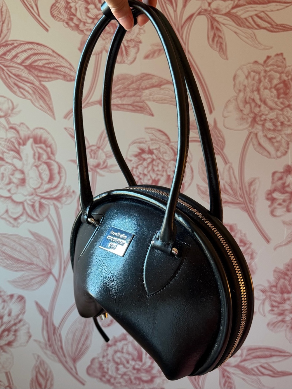 NWOT Acne Studios Small Bowlina Leather Shoulder Bag